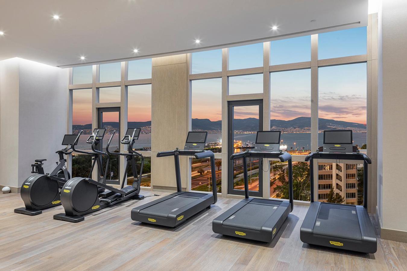 Hyatt Regency Izmir Istinyepark Hotel Екстериор снимка