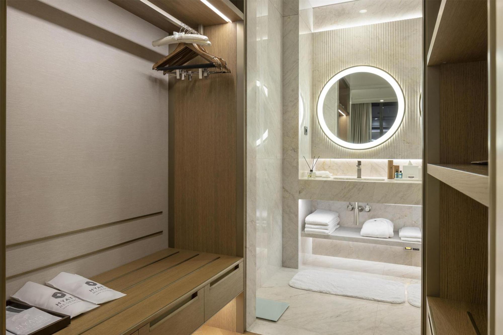 Hyatt Regency Izmir Istinyepark Hotel Екстериор снимка